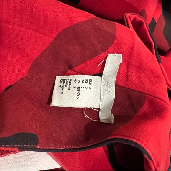 Red and Black Pencil Dress - Picture 5 of 5